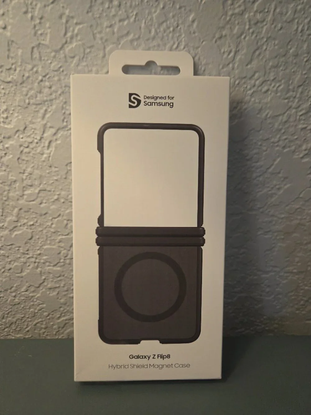 Galaxy Z Flip8 Hybrid Shield Magnet Case